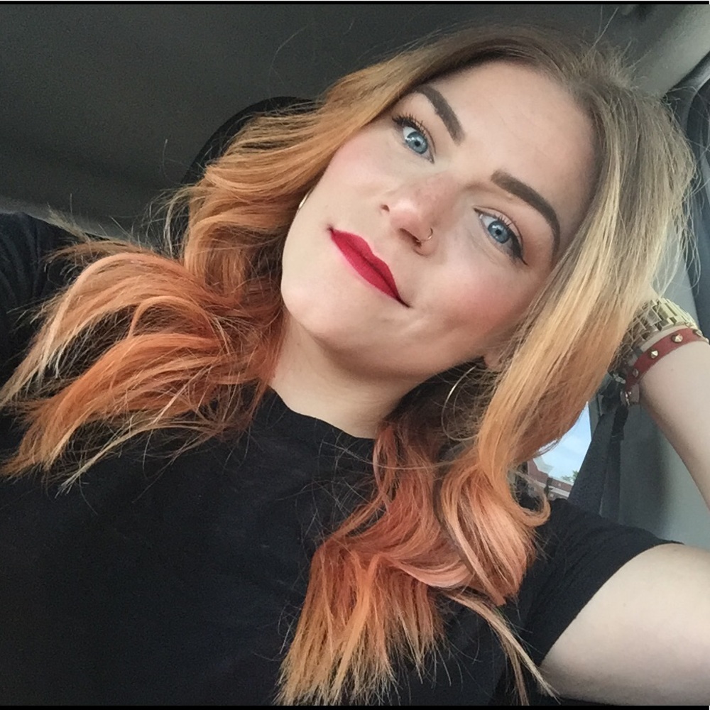 Meet your Posher, Julie